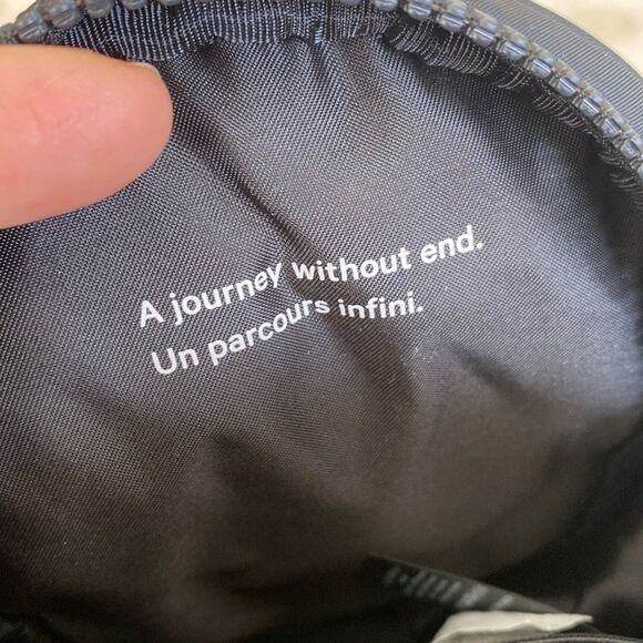 NWOT Lululemon Team Canada Future Legacy Crossbody Bag - Picture 9 of 11